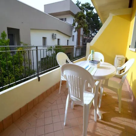 Sand, Sun, And Enjoy Your Escape Apartment Bibione