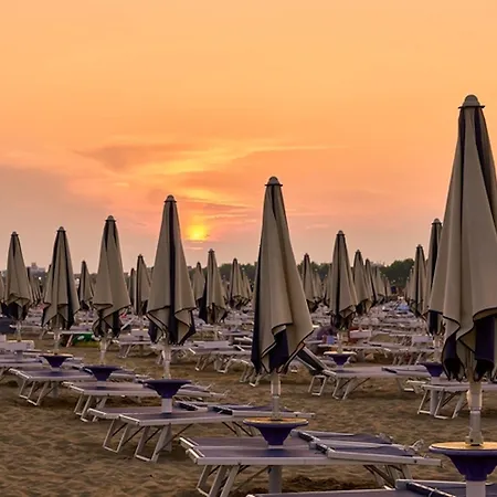 Sand, Sun,&beach Enjoy Your Escape Bibione