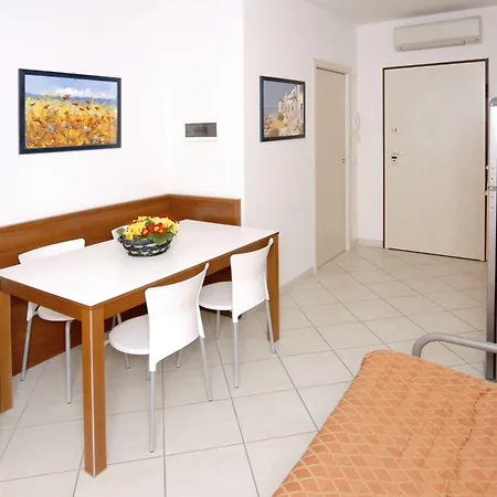 Sand, Sun, And Enjoy Your Escape Appartement *